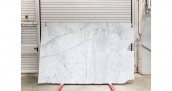Мрамор Bianco Carrara C / Мрамор Бьянко Каррара С 20 мм / Размер 3040 x 1900 x 20 / Партия БЯ / Слэб 41 (turbo) - фото 1