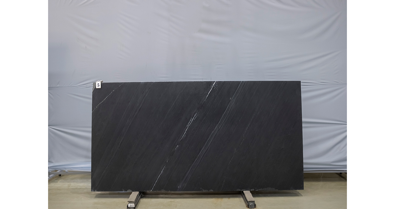 Сланец Оушен Блэк / Slate Ocean Black — слэб 30 мм, шлифованный · 2800 × 1350 мм · партия М · № 005