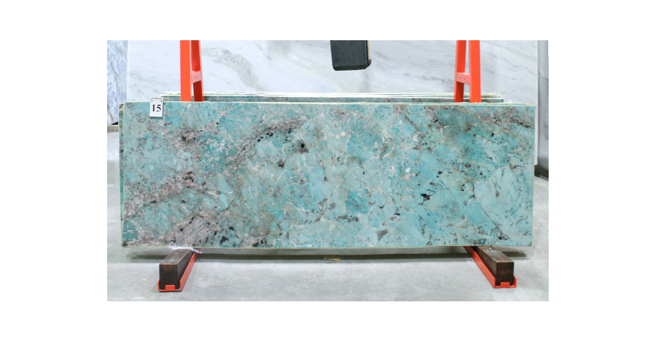 Гранит Амазонит Экстра / Amazonite Extra — слэб 20 мм, полированный · 1960 × 650 мм · партия Л · № 015