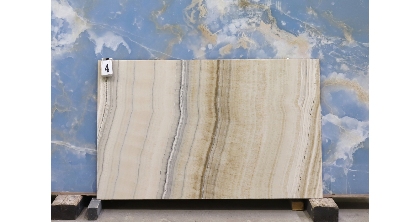 Оникс Миеле VC / Onyx Miele VC — слэб 20 мм, полированный · 1350 × 820 мм · партия З · № 004