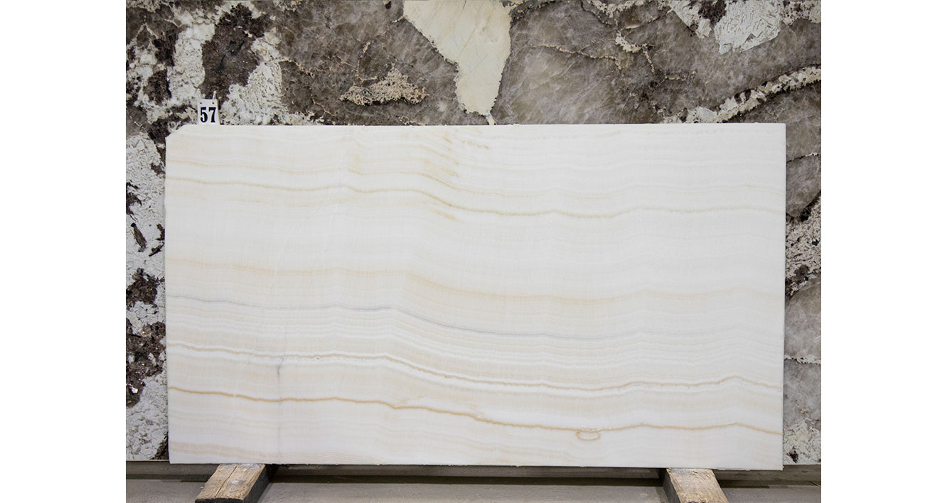 Оникс Айвори VC / Onyx Ivory VC — слэб 20 мм, полированный · 1960 × 1070 мм · партия О* · № 057
