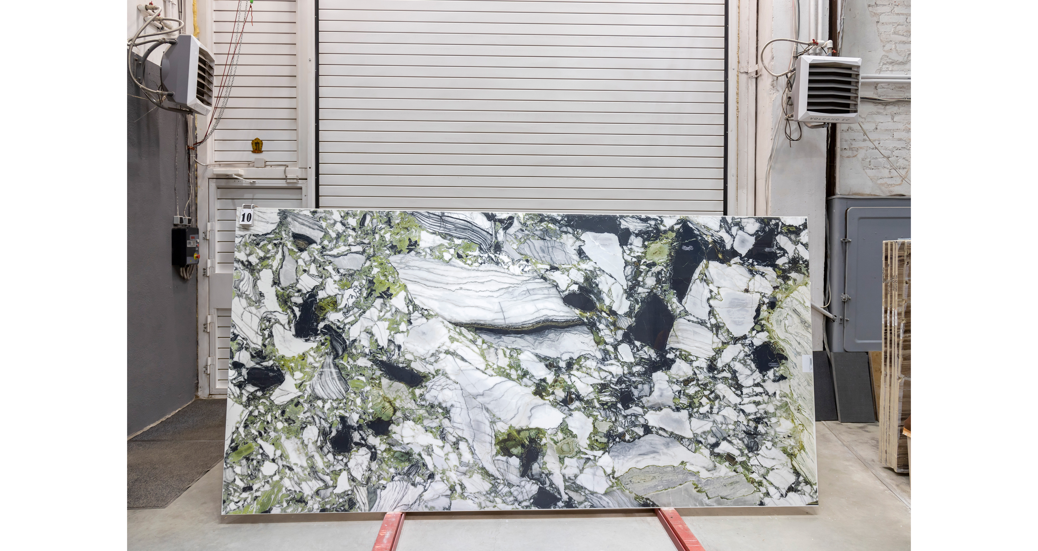 Керамика Вайт Бьюти / White Beauty (ceramics) — слэб 20 мм, полированный · 3200 × 1600 мм · партия Б · № 010