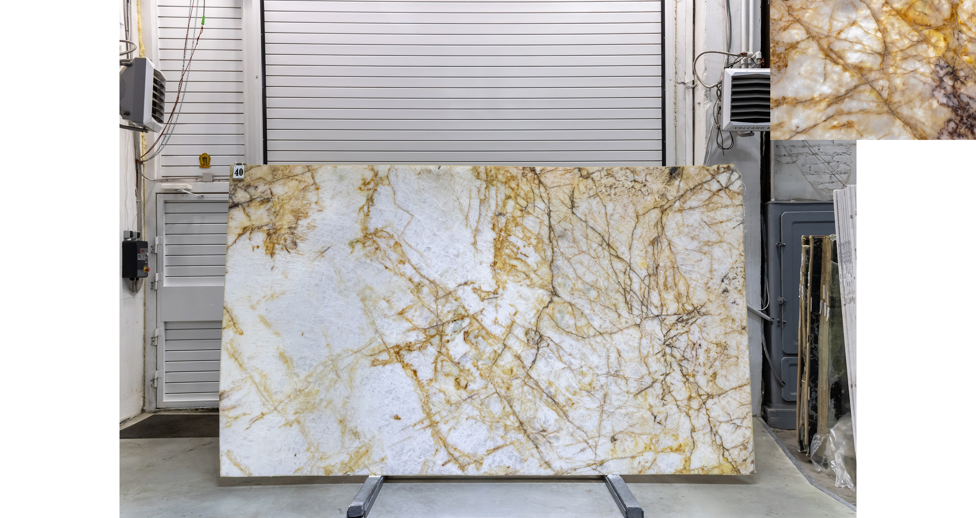Кварцит Кристалло Голд / Crystallo Gold — слэб 20 мм, полированный · 3310 × 1960 мм · партия А · № 040
