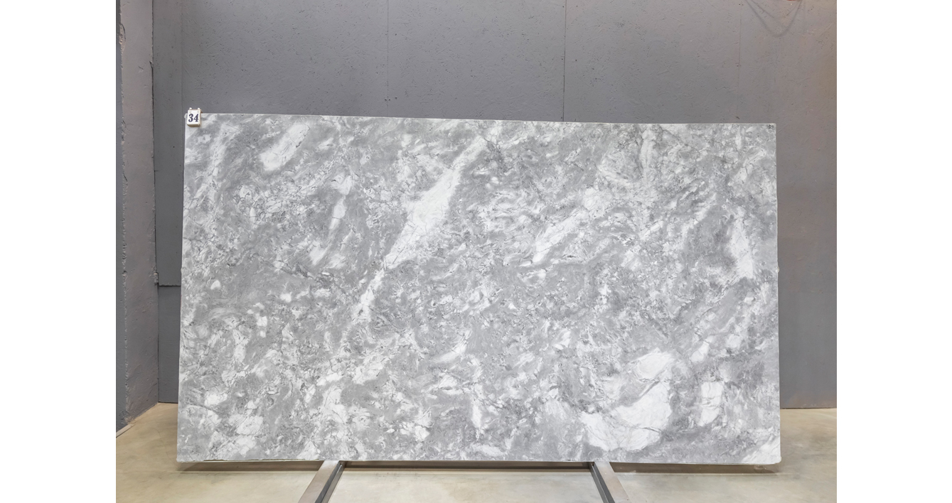Мрамор Гриджио Фантастико / Grigio Fantastico — слэб 20 мм, полированный · 3250 × 1850 мм · партия А* · № 034