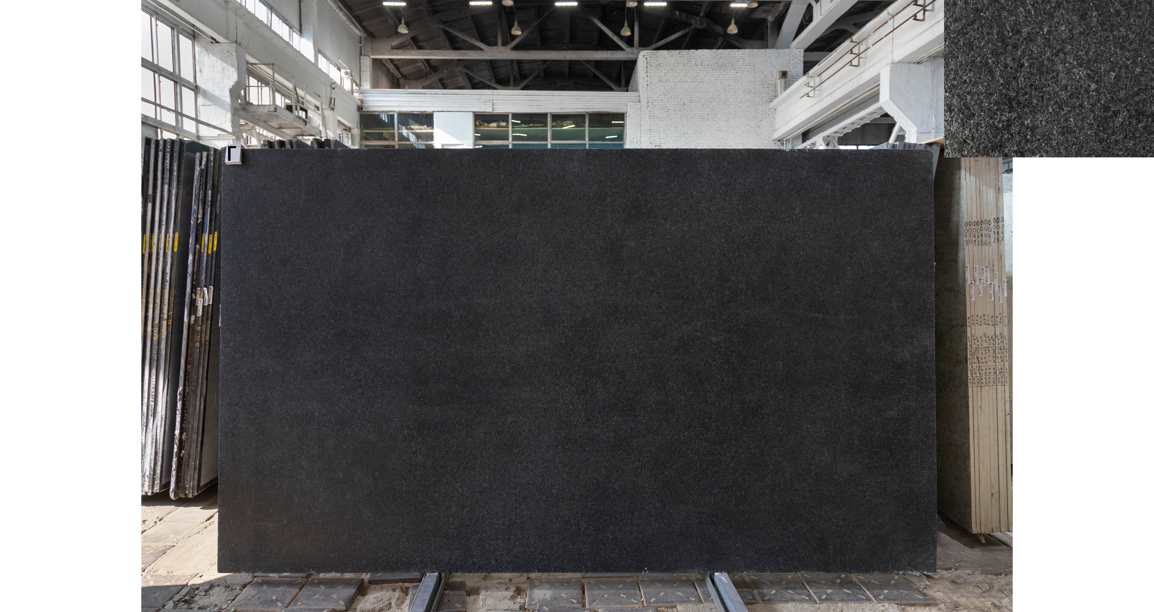 Гранит Ангола Блэк / Angola Black — слэб 20 мм, термо · 3220 × 1880 мм · партия Г · № 035