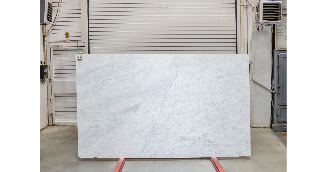 Мрамор Бьянко Каррара Джоя / Bianco Carrara Gioia — слэб 20 мм, полированный · 2880 × 1670 мм · партия БФ · № 049