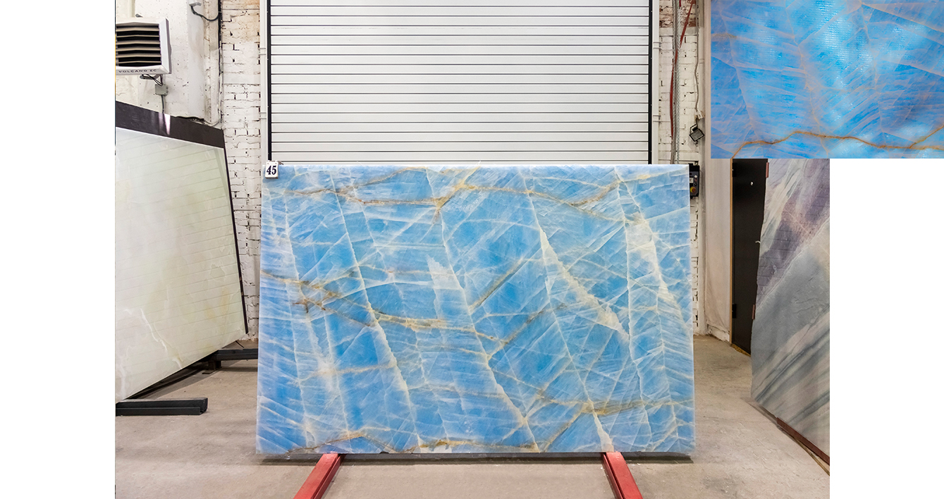 Оникс Перламутр Блю / Onyx Perlamutr Blue — слэб 18 мм, полированный · 2330 × 1530 мм · партия А · № 045