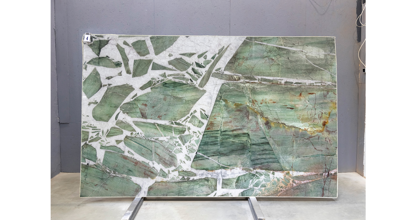 Кварцит Патагония Грин / Patagonia Green — слэб 20 мм, полированный · 3270 × 2050 мм · партия Б* · № 004