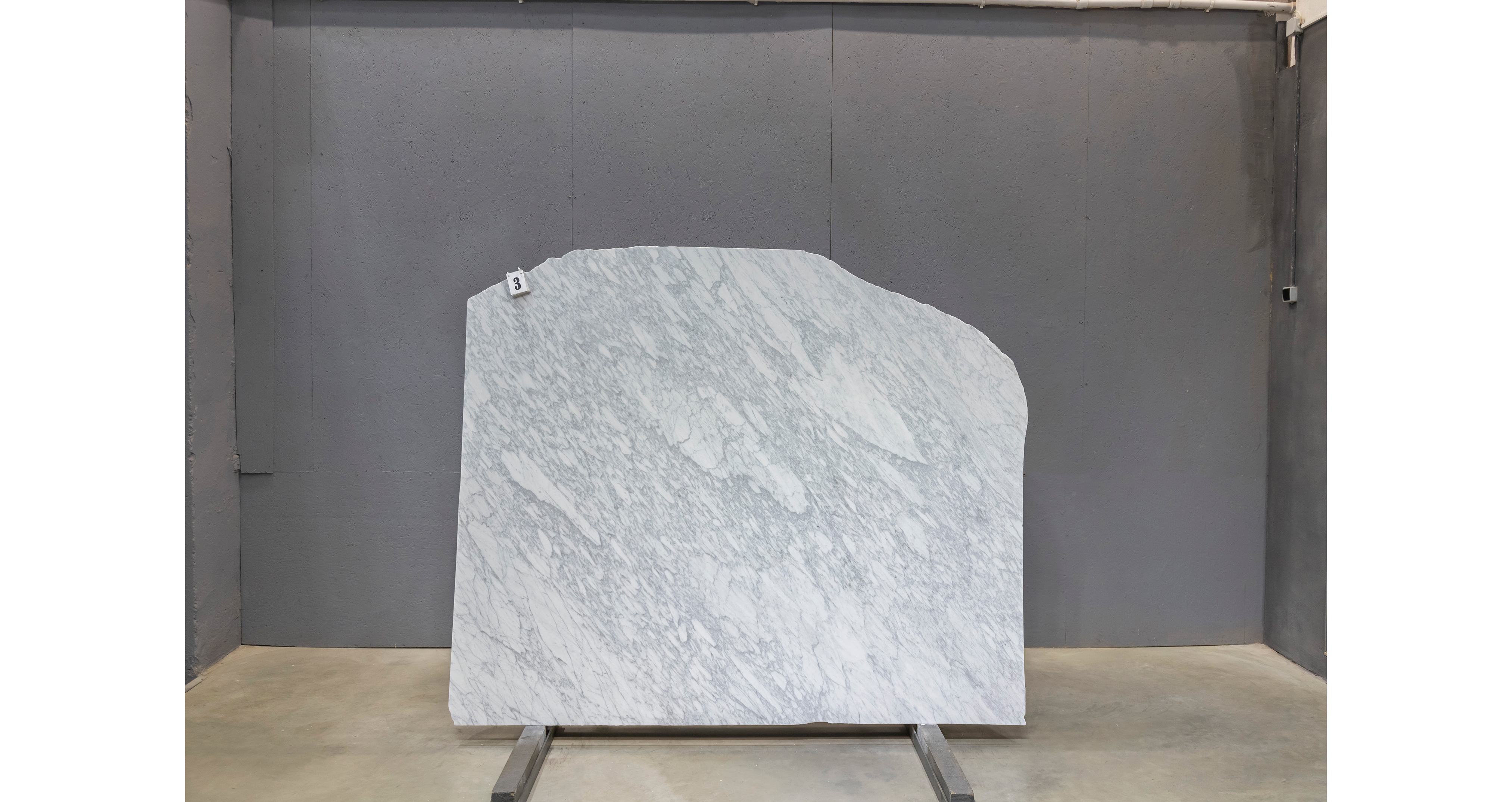 Мрамор Бьянко Каррара Джоя / Bianco Carrara Gioia — слэб 20 мм, полированный · 2090 × 1610 мм · партия БЧ* · № 003