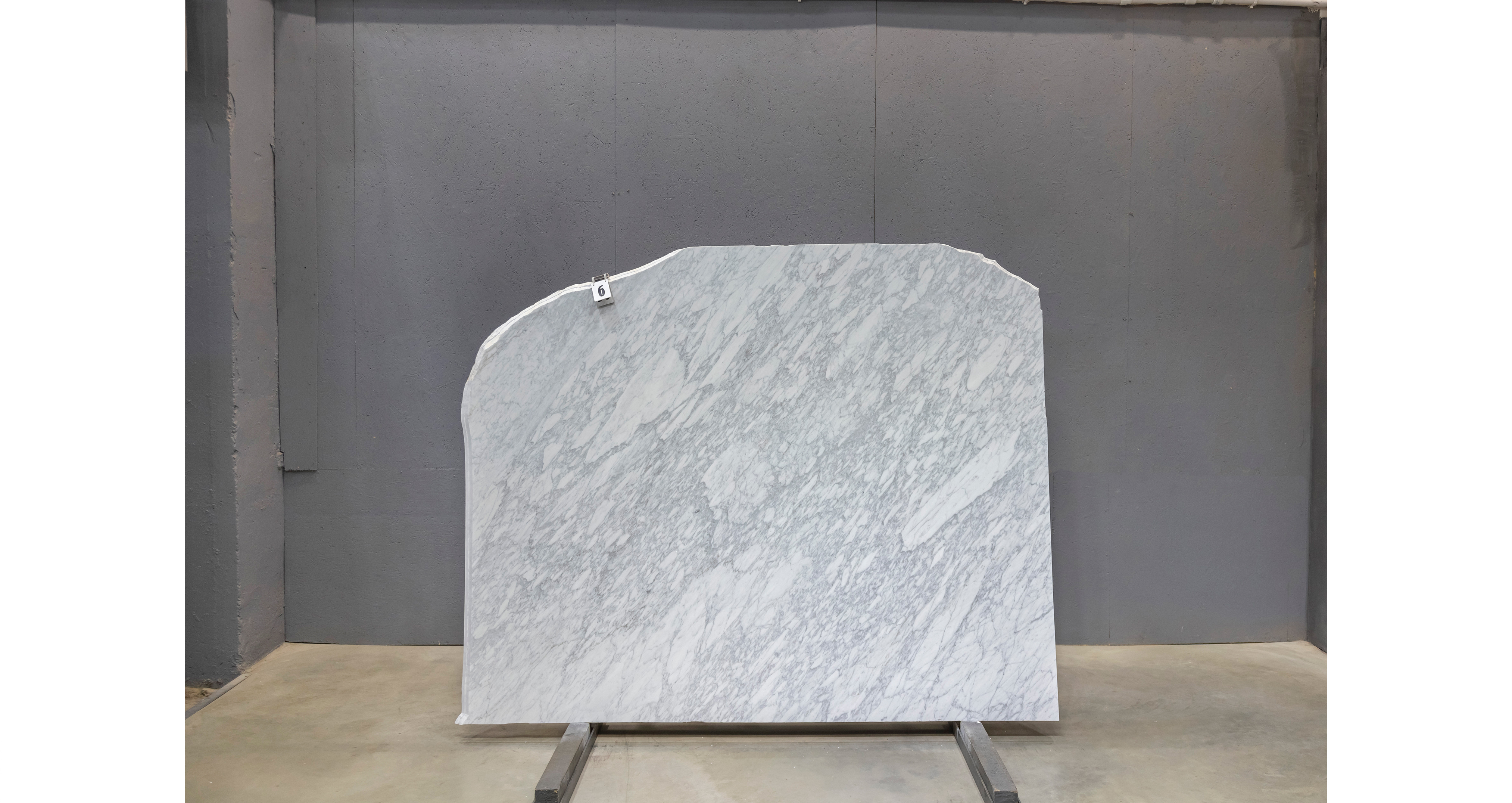 Мрамор Бьянко Каррара Джоя / Bianco Carrara Gioia — слэб 20 мм, полированный · 2090 × 1610 мм · партия БЧ* · № 006