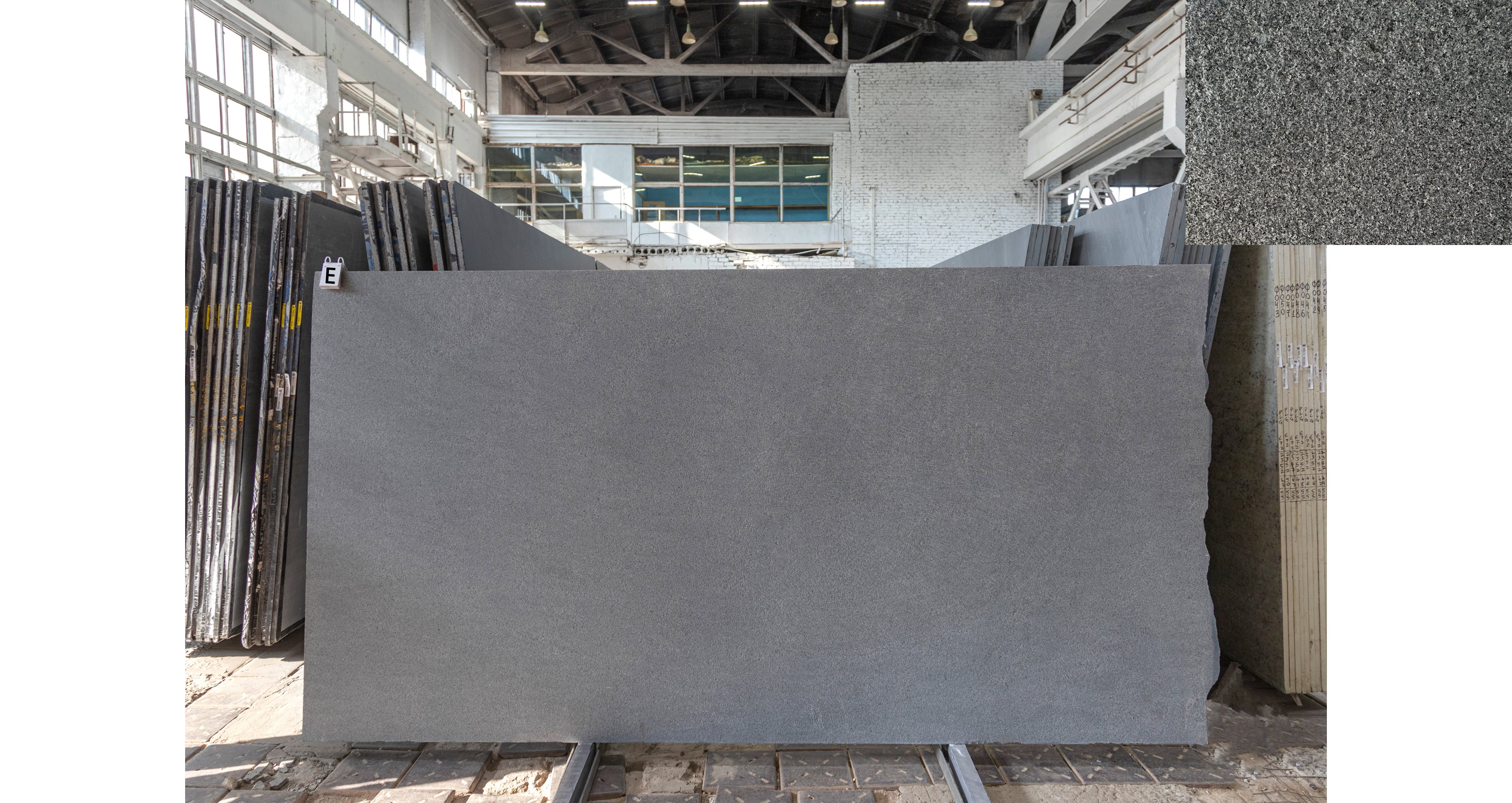 Гранит Сезам Блэк (термо) / Sesame Black (flamed) — слэб 20 мм, термо · 3150 × 1700 мм · партия Е · № 005