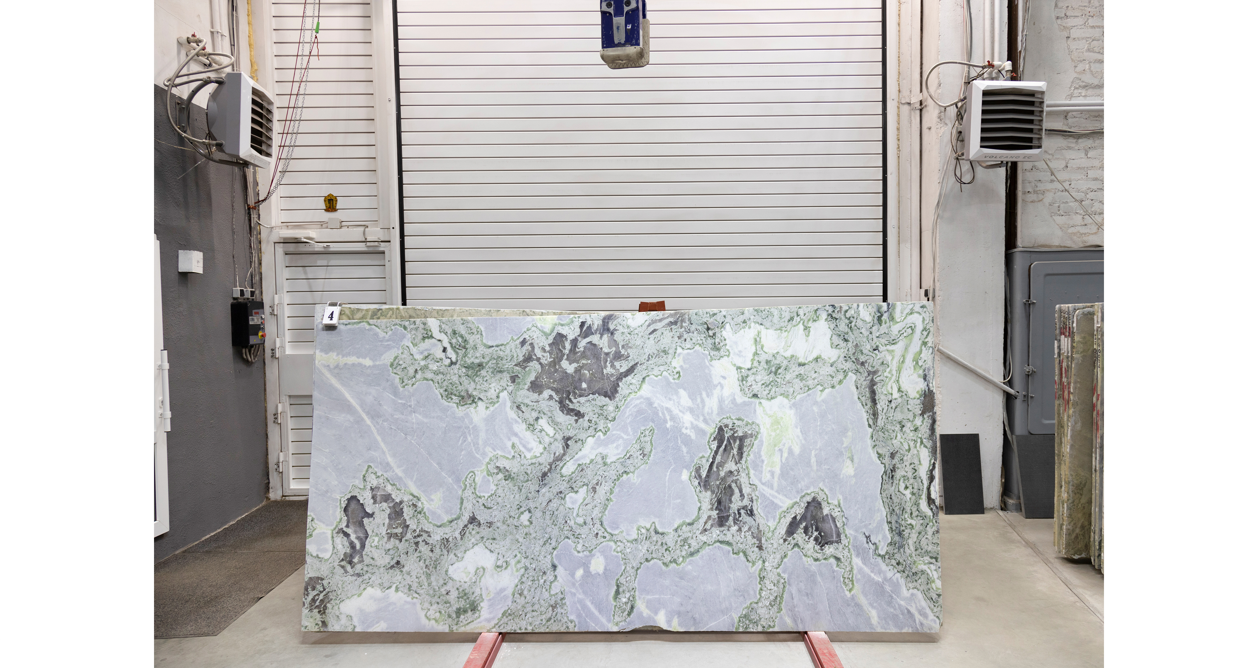 Оникс Гималай Грин / Onyx Himalayan Green — слэб 20 мм, полированный · 2940 × 1520 мм · партия О · № 004