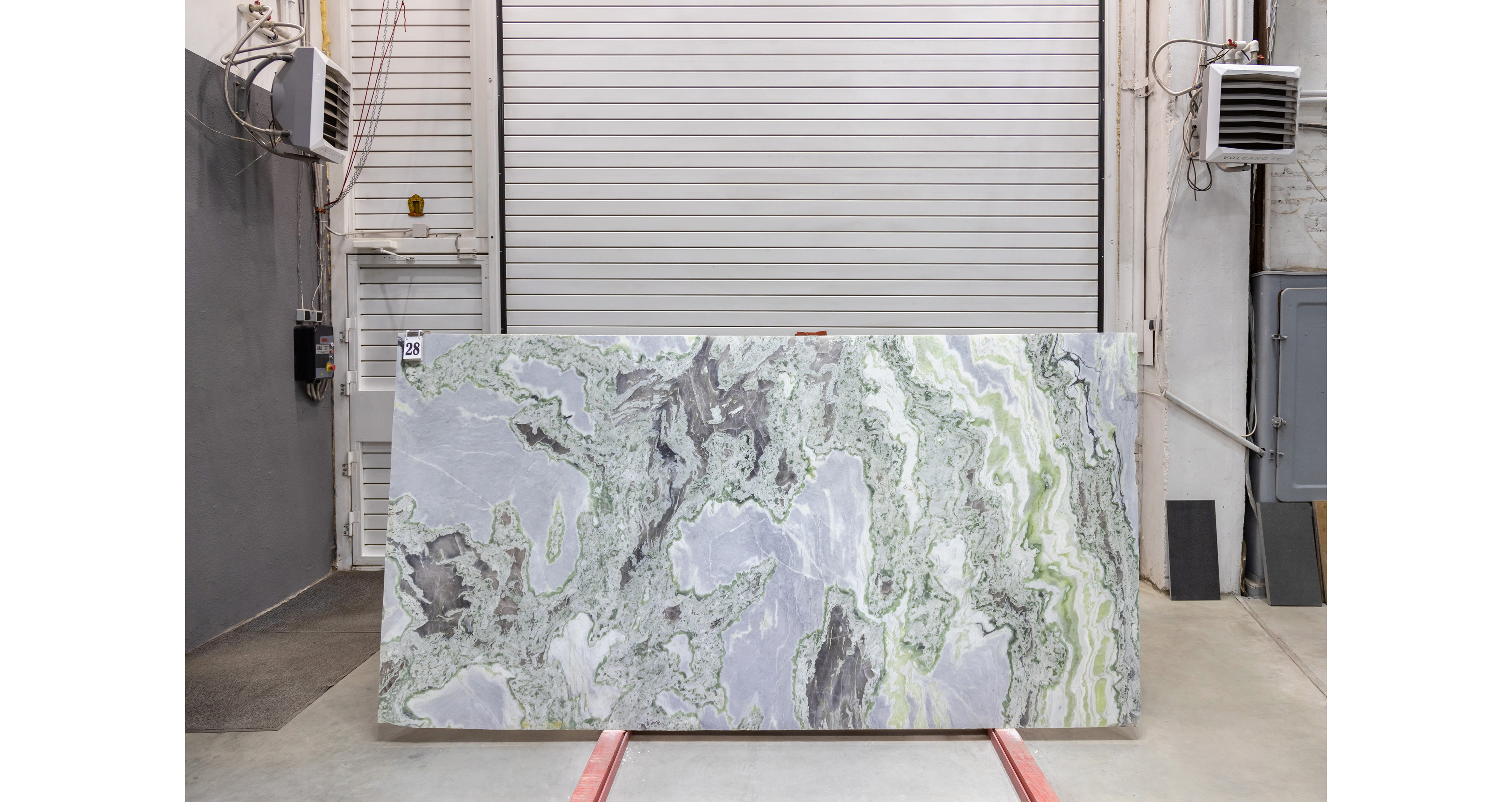 Оникс Гималай Грин / Onyx Himalayan Green — слэб 20 мм, полированный · 2910 × 1500 мм · партия О · № 028