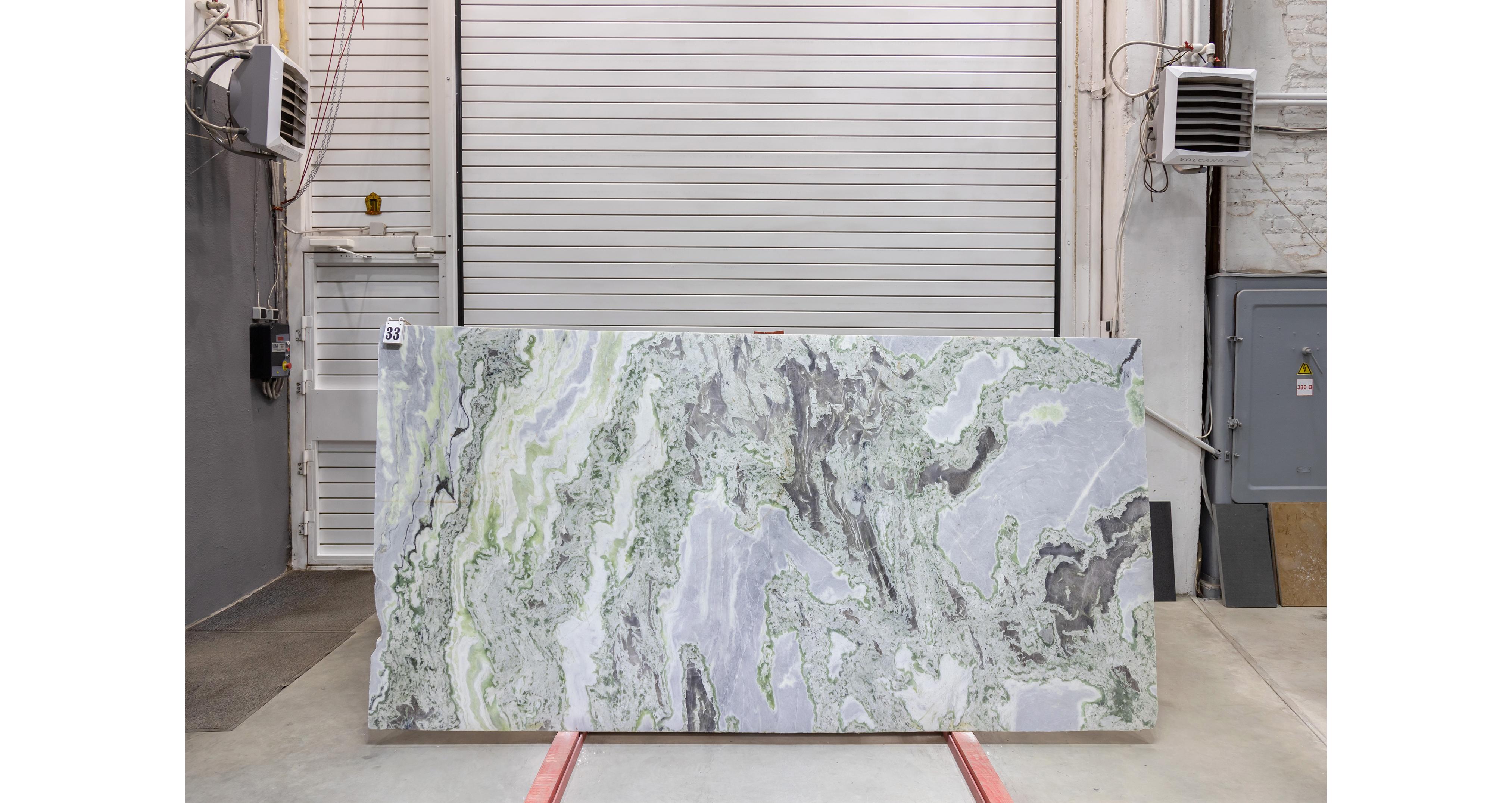 Оникс Гималай Грин / Onyx Himalayan Green — слэб 20 мм, полированный · 2900 × 1500 мм · партия О · № 033