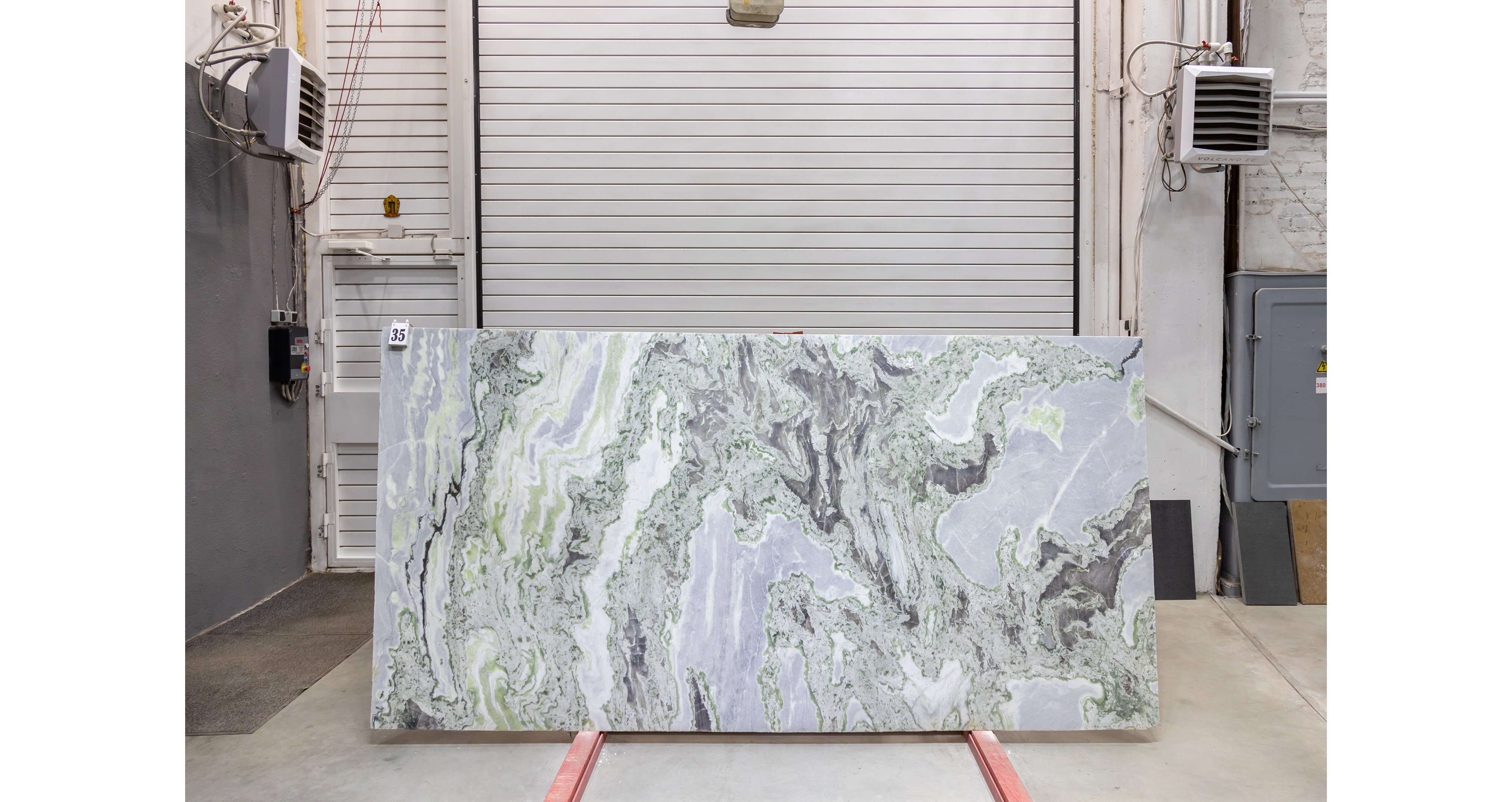 Оникс Гималай Грин / Onyx Himalayan Green — слэб 20 мм, полированный · 3000 × 1500 мм · партия О · № 035