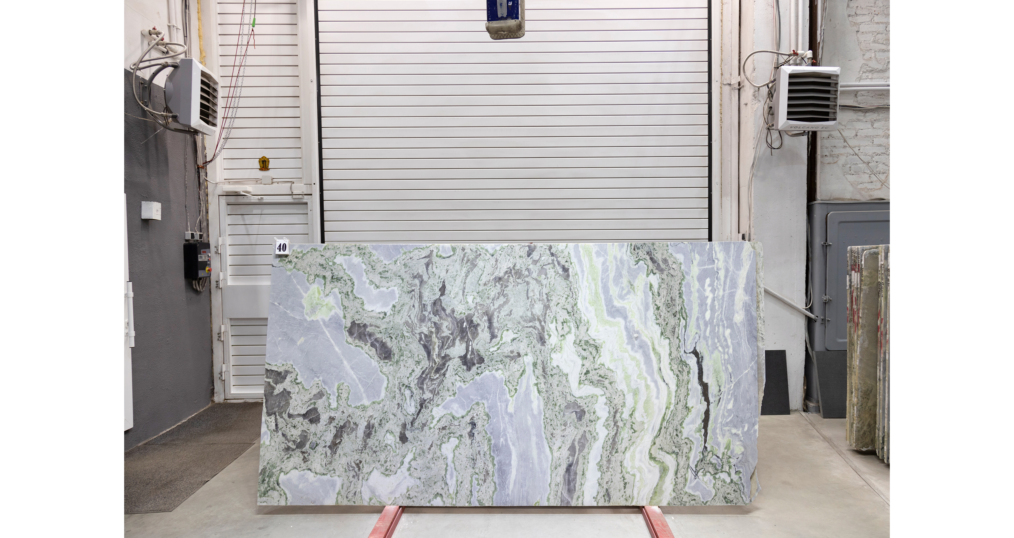 Оникс Гималай Грин / Onyx Himalayan Green — слэб 20 мм, полированный · 2810 × 1520 мм · партия О · № 040