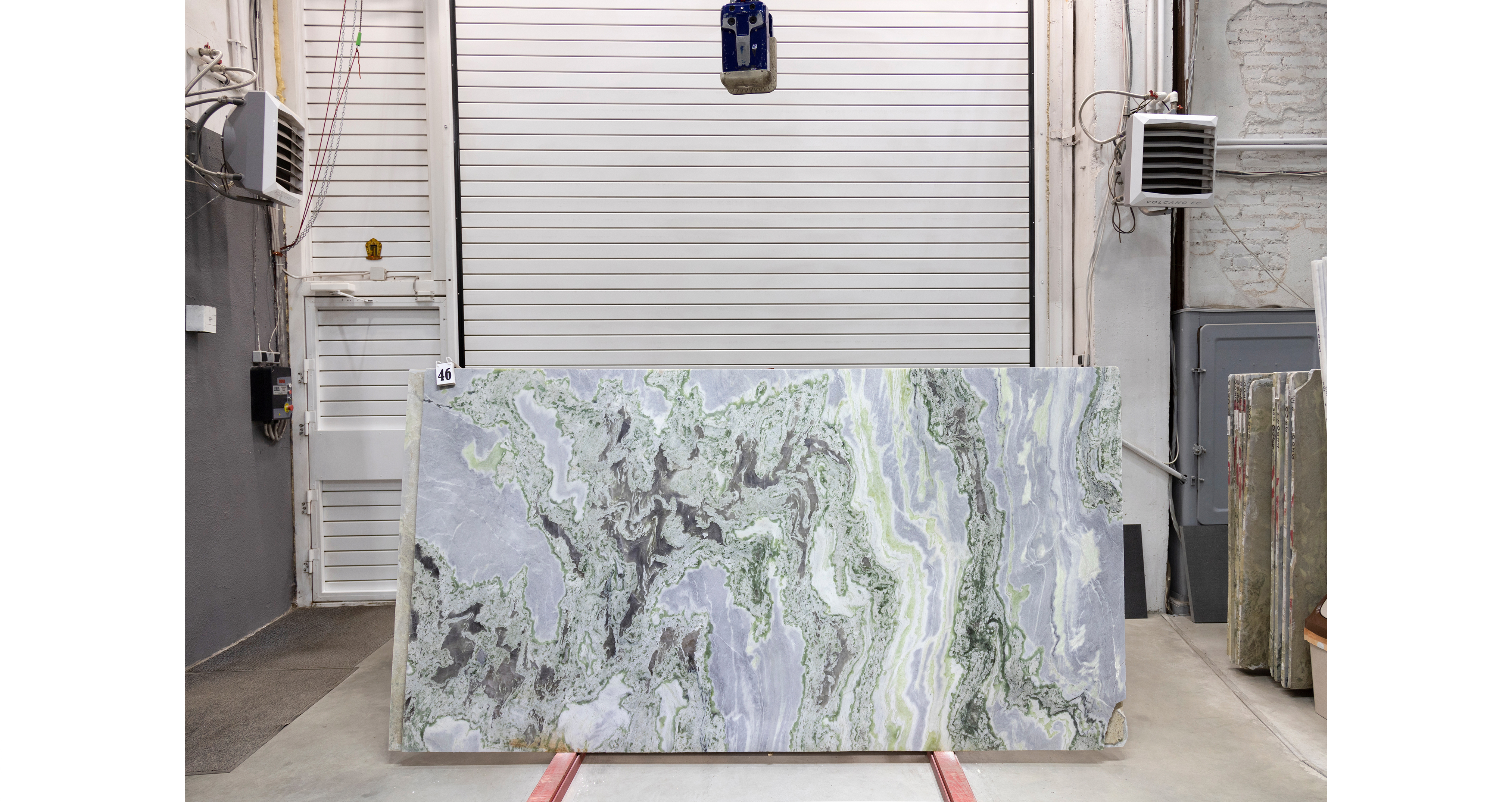 Оникс Гималай Грин / Onyx Himalayan Green — слэб 20 мм, полированный · 2850 × 1520 мм · партия О · № 046