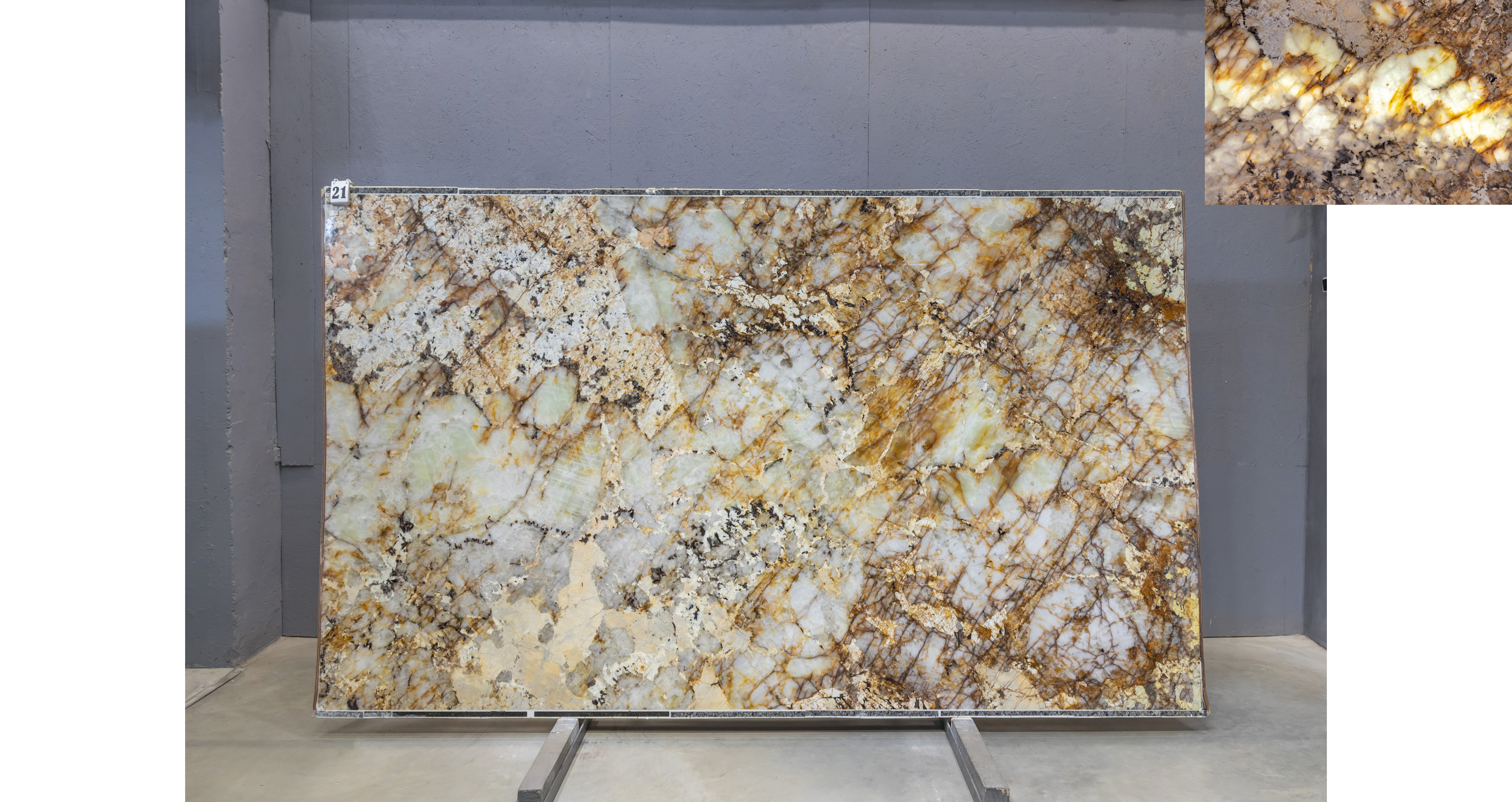 Кварцит Патагония Кристал Голд / Patagonia Crystal Gold — слэб 20 мм, полированный · 3250 × 1920 мм · партия Д* · № 021