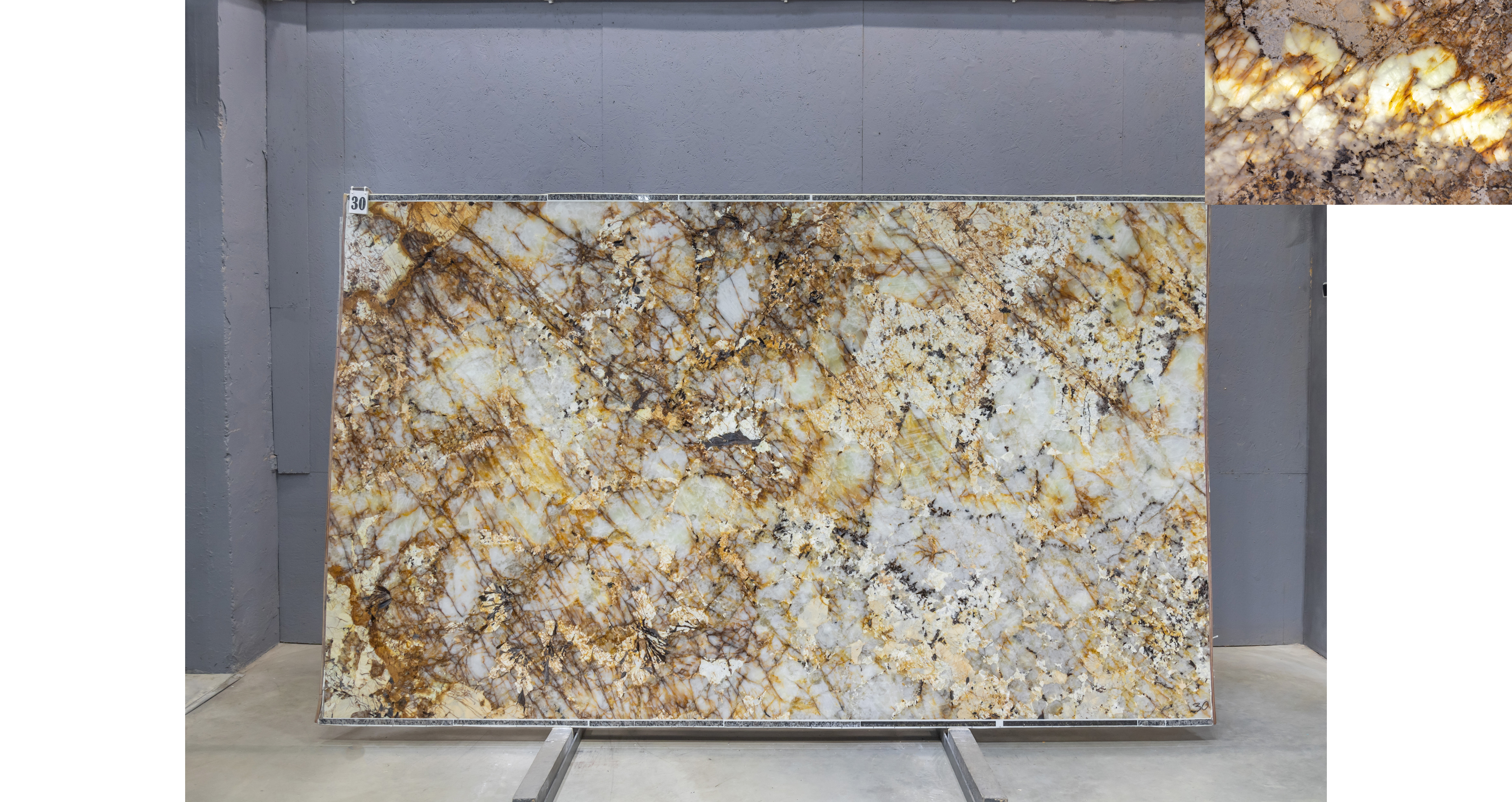 Кварцит Патагония Кристал Голд / Patagonia Crystal Gold — слэб 20 мм, полированный · 3250 × 1920 мм · партия Д* · № 030