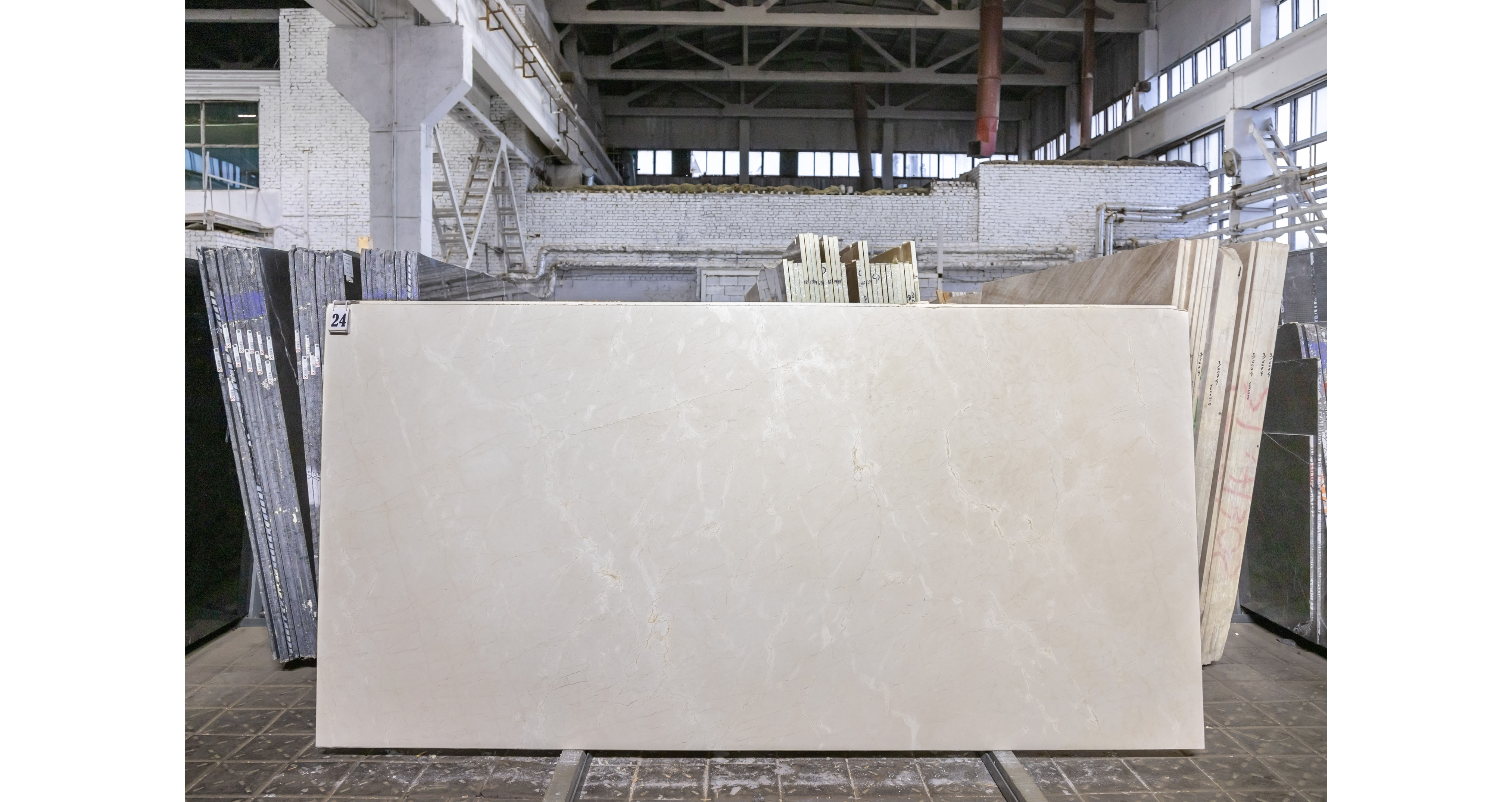 Мрамор Крема Марфил Премиум / Crema Marfil Premium — слэб 30 мм, полированный · 3140 × 1550 мм · партия ДБ* · № 024