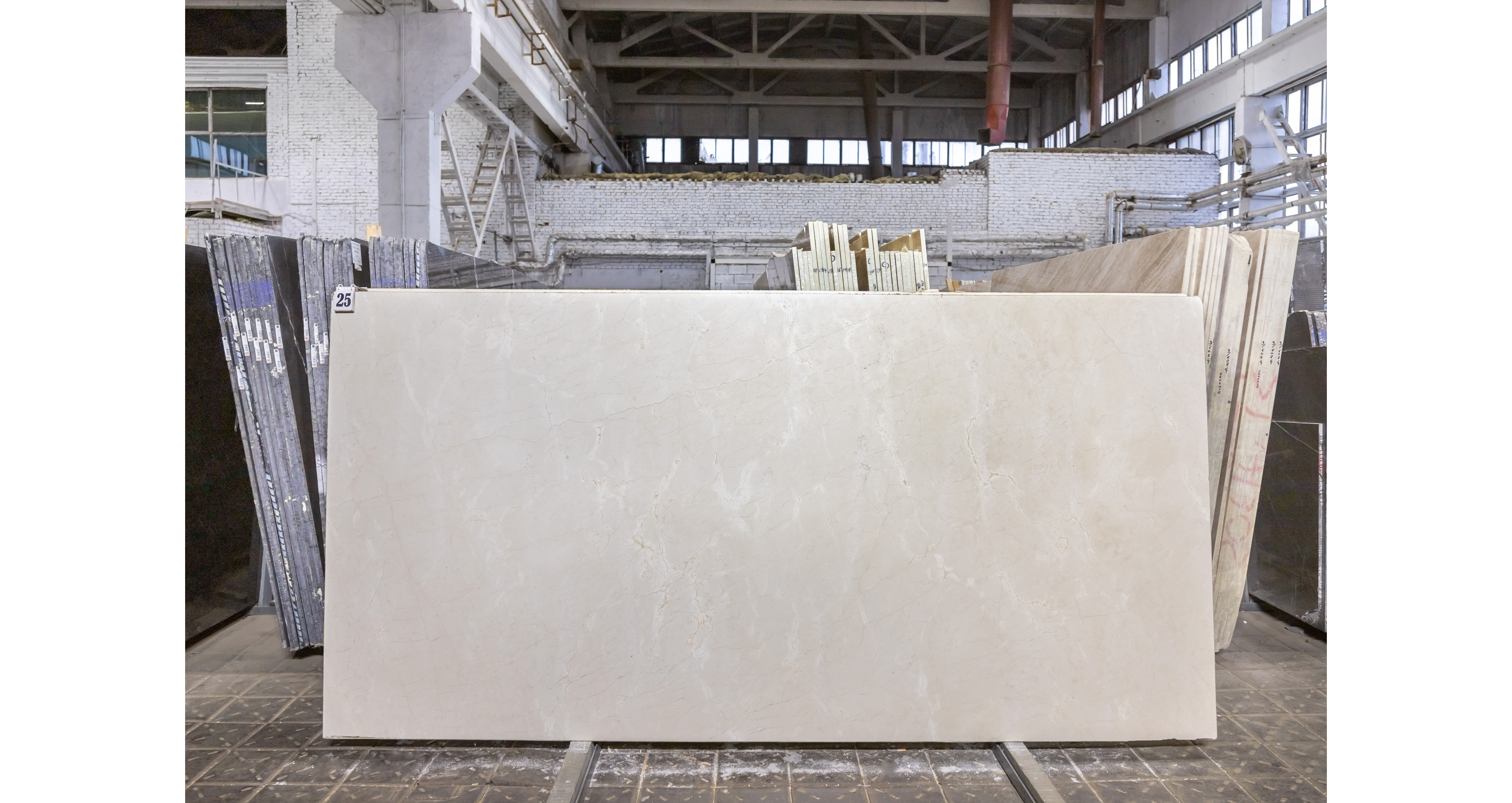 Мрамор Крема Марфил Премиум / Crema Marfil Premium — слэб 30 мм, полированный · 3140 × 1550 мм · партия ДБ* · № 025
