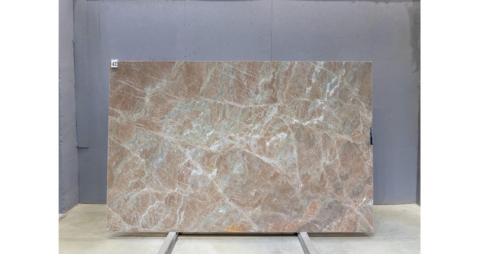 Кварцит Шоколад Джаспер / Chocolate Jasper — слэб 20 мм, полированный · 3000 × 1920 мм · партия А* · № 042