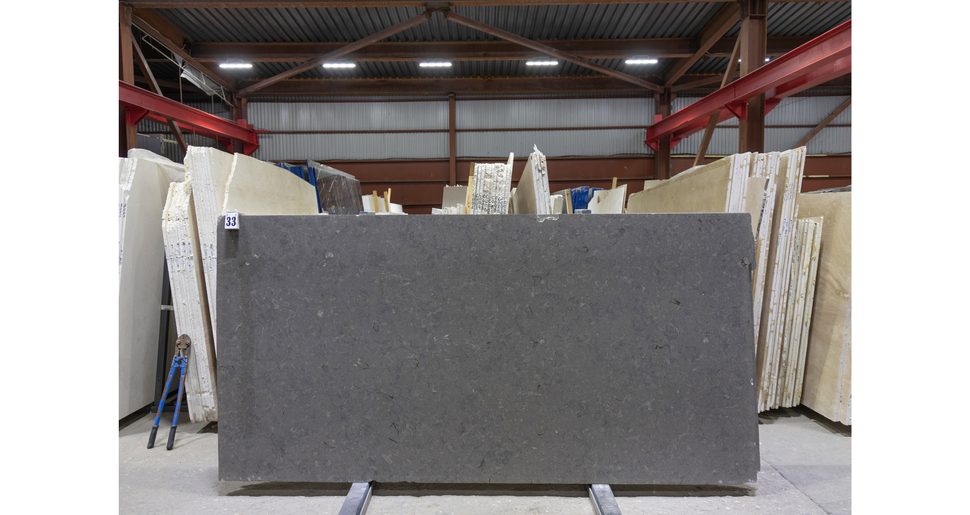 Известняк Атлантик Блю / Limestone Atlantic Blue — слэб 20 мм, шлифованный · 2800 × 1400 мм · партия А · № 033