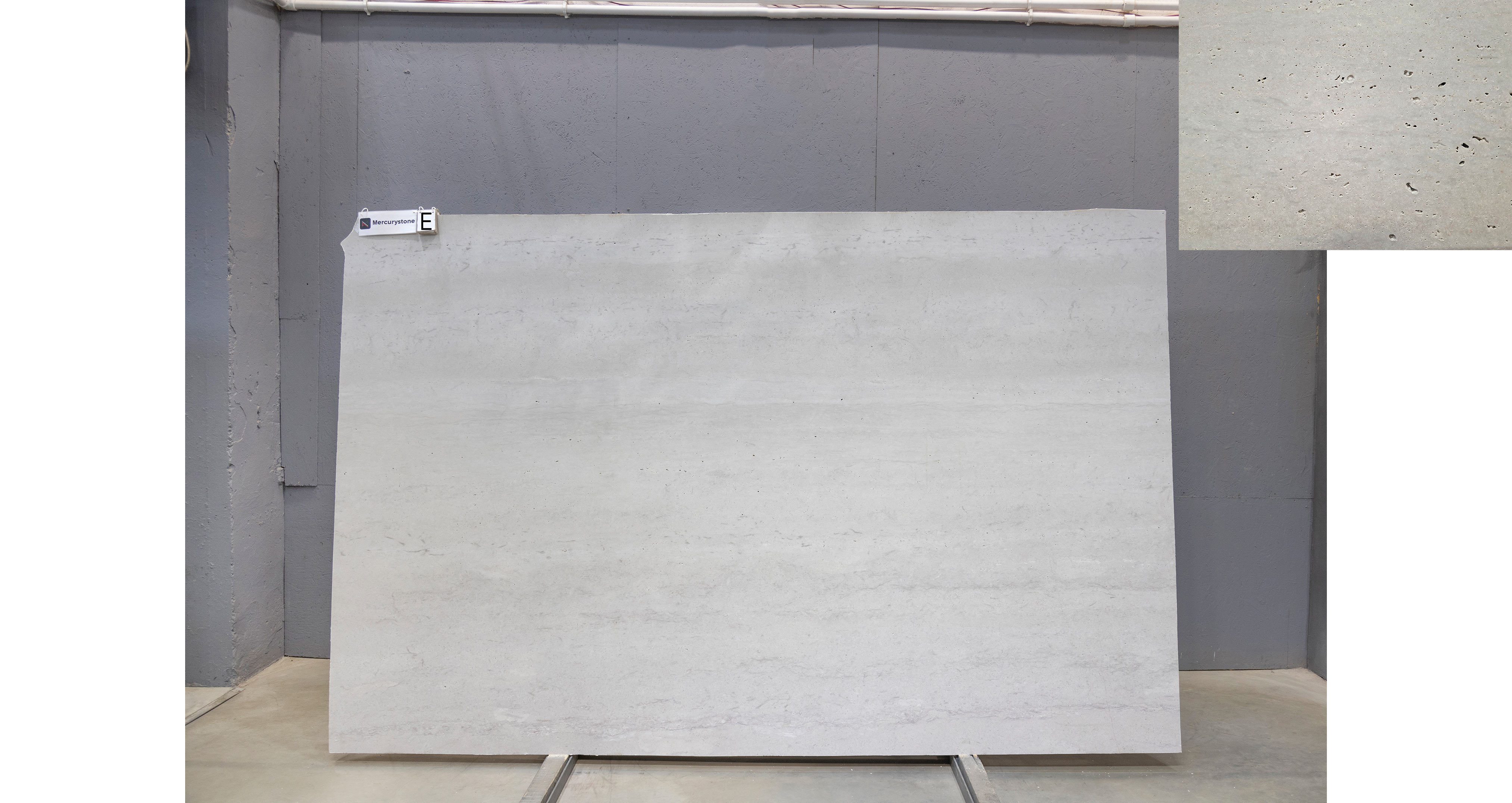 Травертин Перламутр Грей / Travertine Perlamutr Grey — слэб 18 мм, шлифованный · 3110 × 1980 мм · партия Е* · № 040