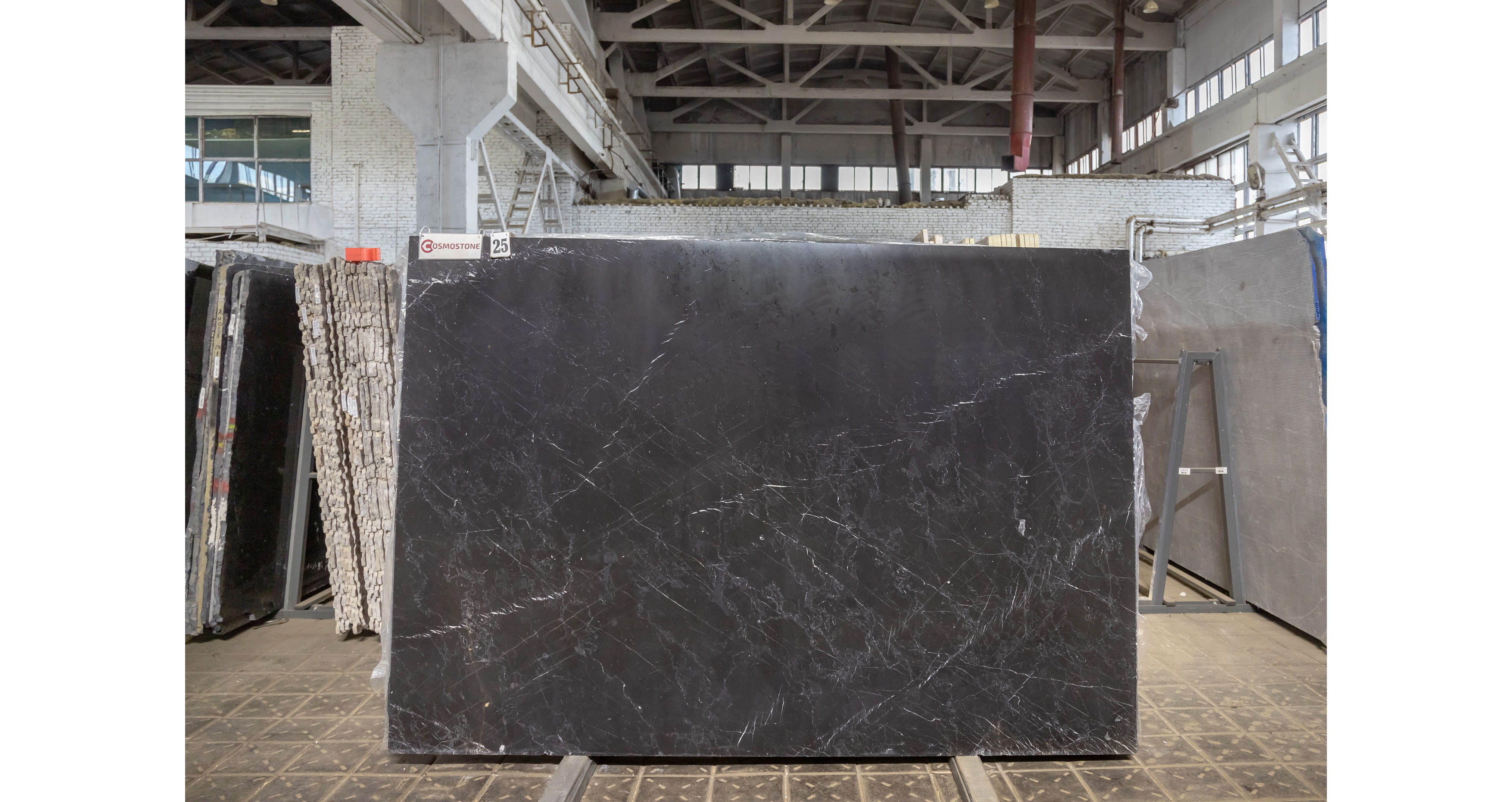 Мрамор Неро Маркина / Nero Marquina — слэб 20 мм, полированный · 2580 × 1780 мм · партия ДГ · № 025