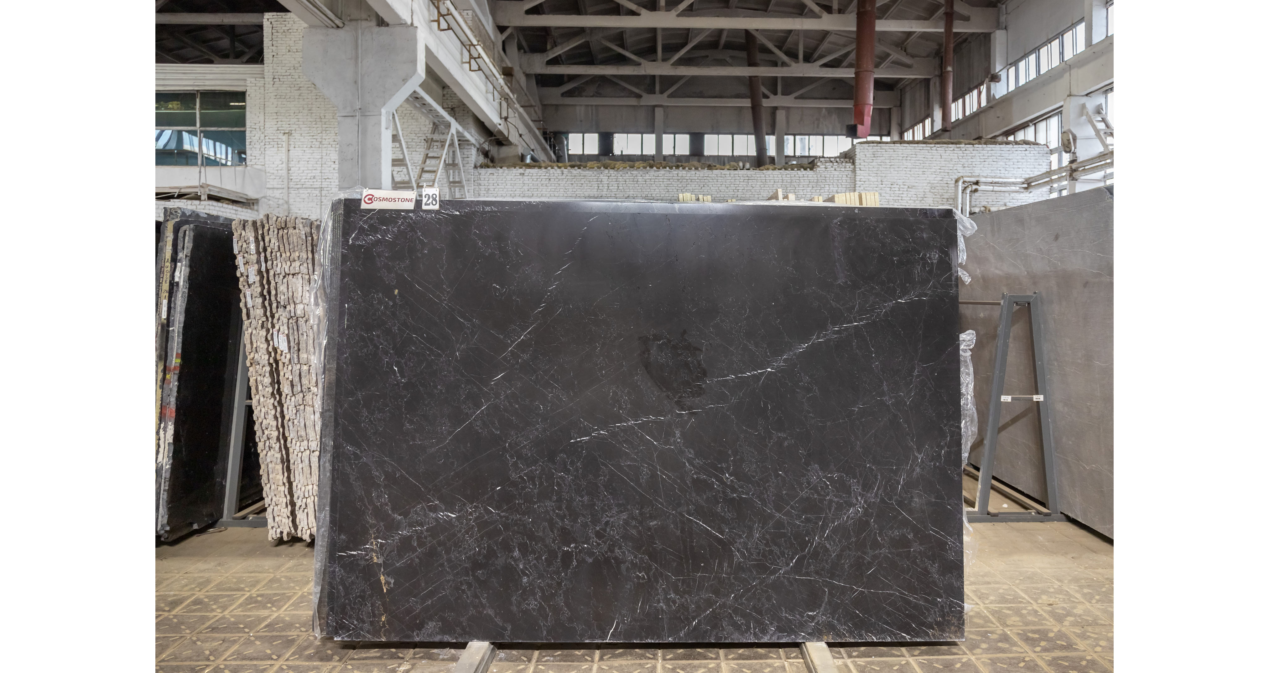 Мрамор Неро Маркина / Nero Marquina — слэб 20 мм, полированный · 2530 × 1730 мм · партия ДГ · № 028
