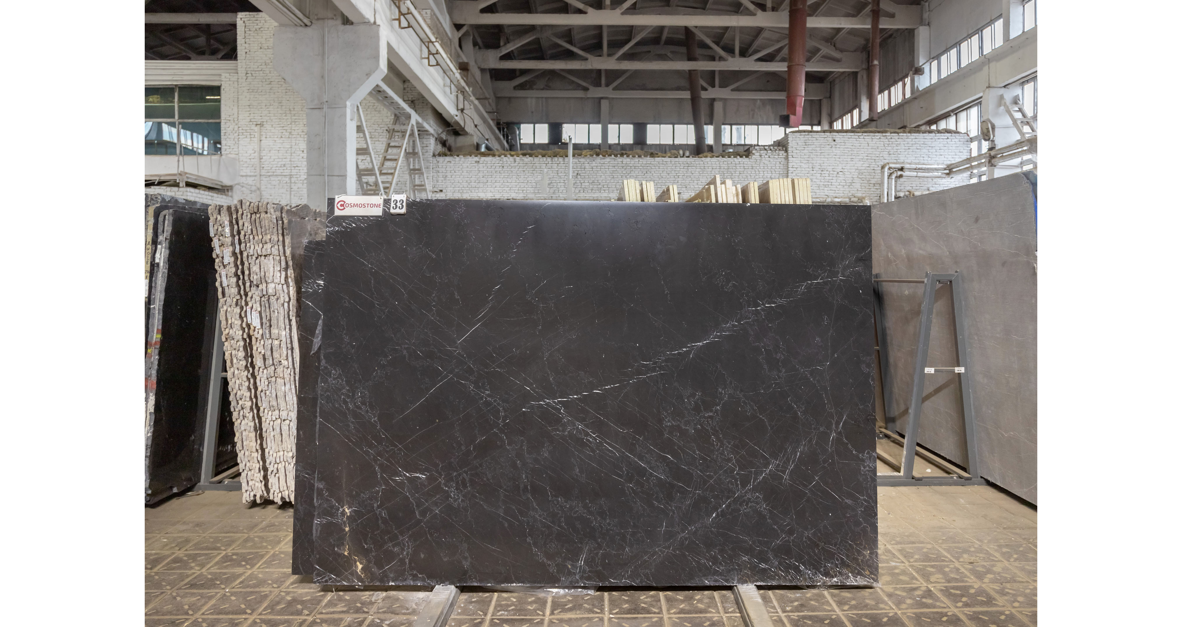 Мрамор Неро Маркина / Nero Marquina — слэб 20 мм, полированный · 2530 × 1730 мм · партия ДГ · № 033