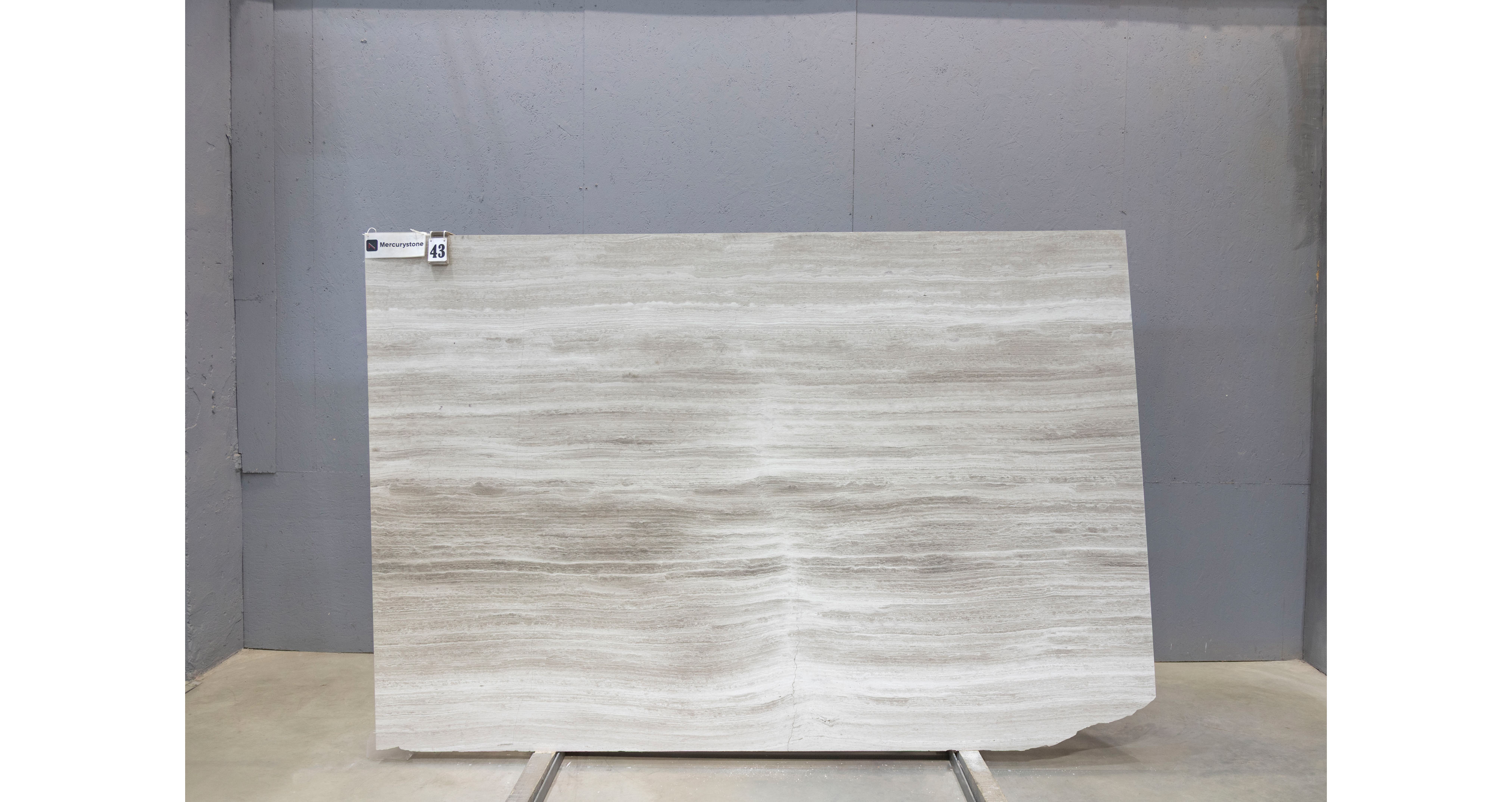 Мрамор Вайт Вуден / White Wooden — слэб 18 мм, полированный · 2670 × 1800 мм · партия Л* · № 043