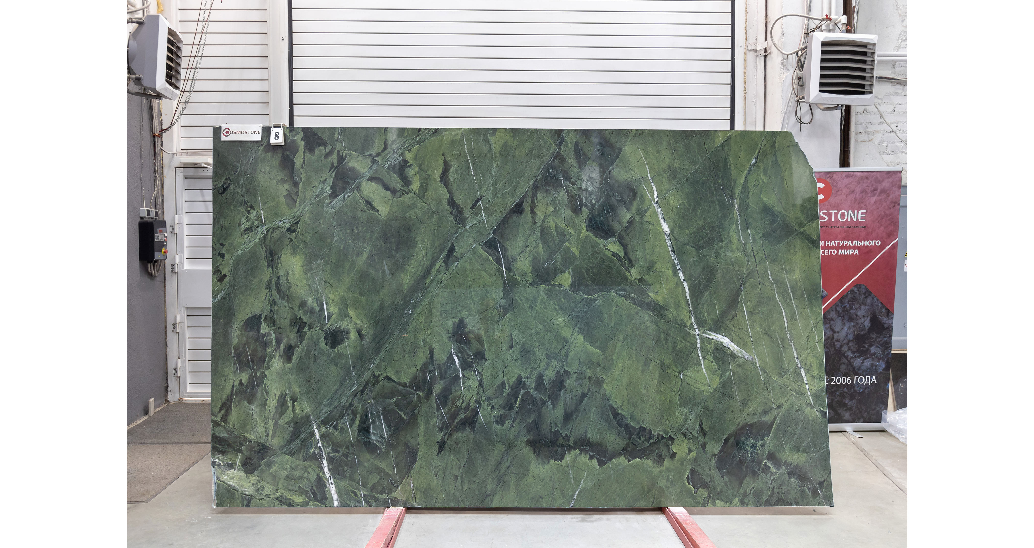 Гранит Лотус Грин / Lotus Green — слэб 20 мм, полированный · 3250 × 2040 мм · партия А · № 008