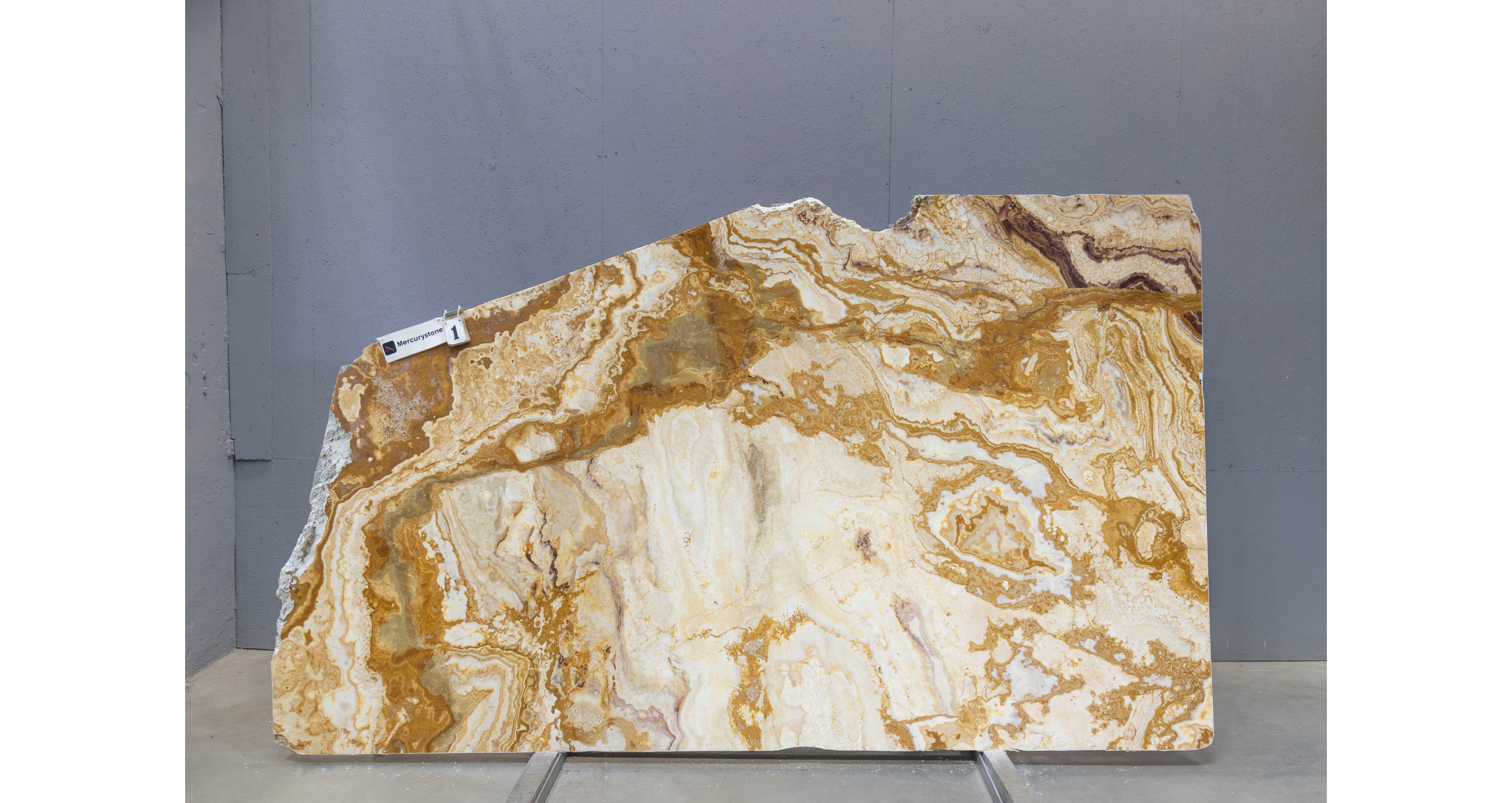 Оникс Танзания Ред / Onyx Tanzania Red — слэб 20 мм, полированный · 2400 × 1600 мм · партия А* · № 001