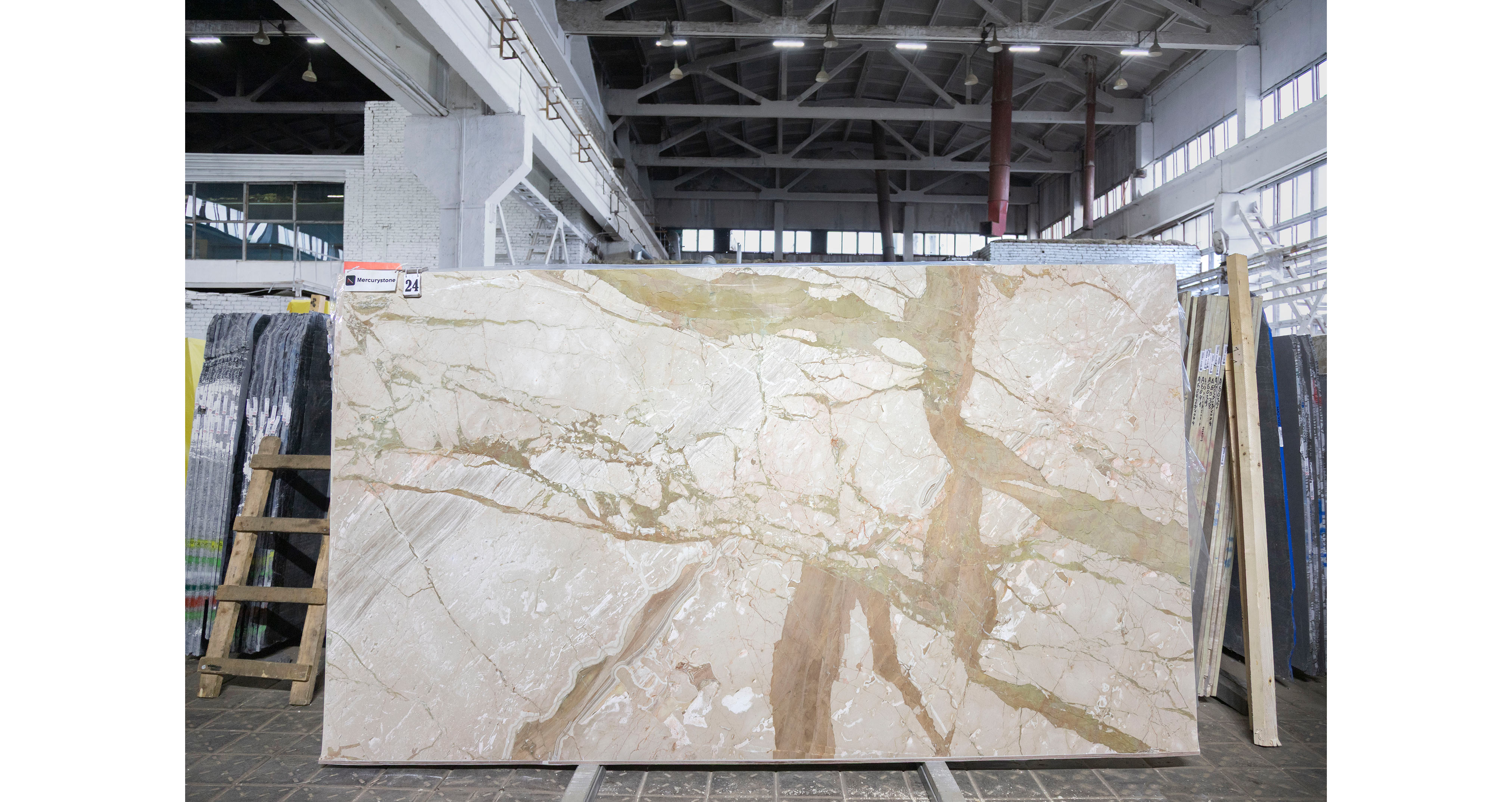 Мрамор Брекчия Тоскана / Breccia Toscana — слэб 20 мм, шлифованный · 3330 × 1890 мм · партия А* · № 024