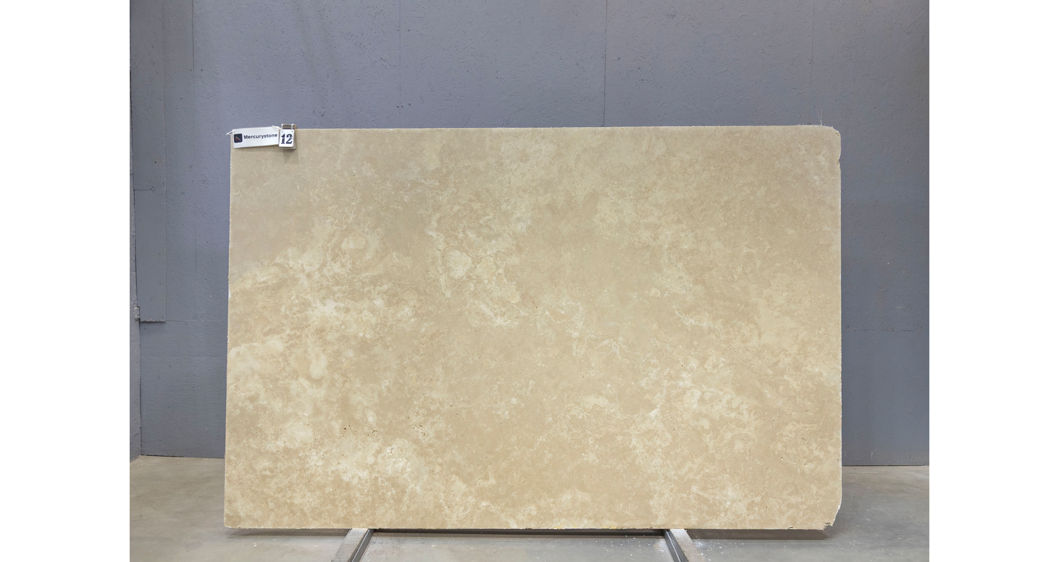 Травертин Классико Лайт СC / Travertine Classico Light СC — слэб 18 мм, шлифованный · 2890 × 1880 мм · партия У* · № 012