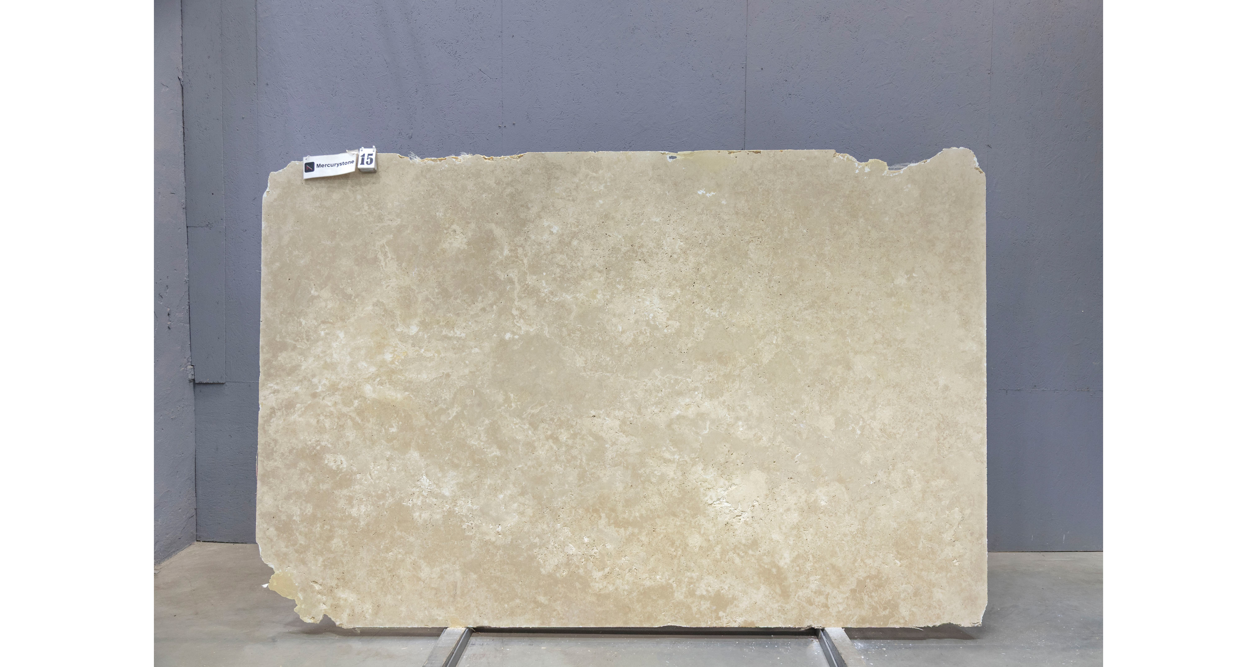 Травертин Классико Лайт СC / Travertine Classico Light СC — слэб 18 мм, шлифованный · 2800 × 1700 мм · партия У* · № 015