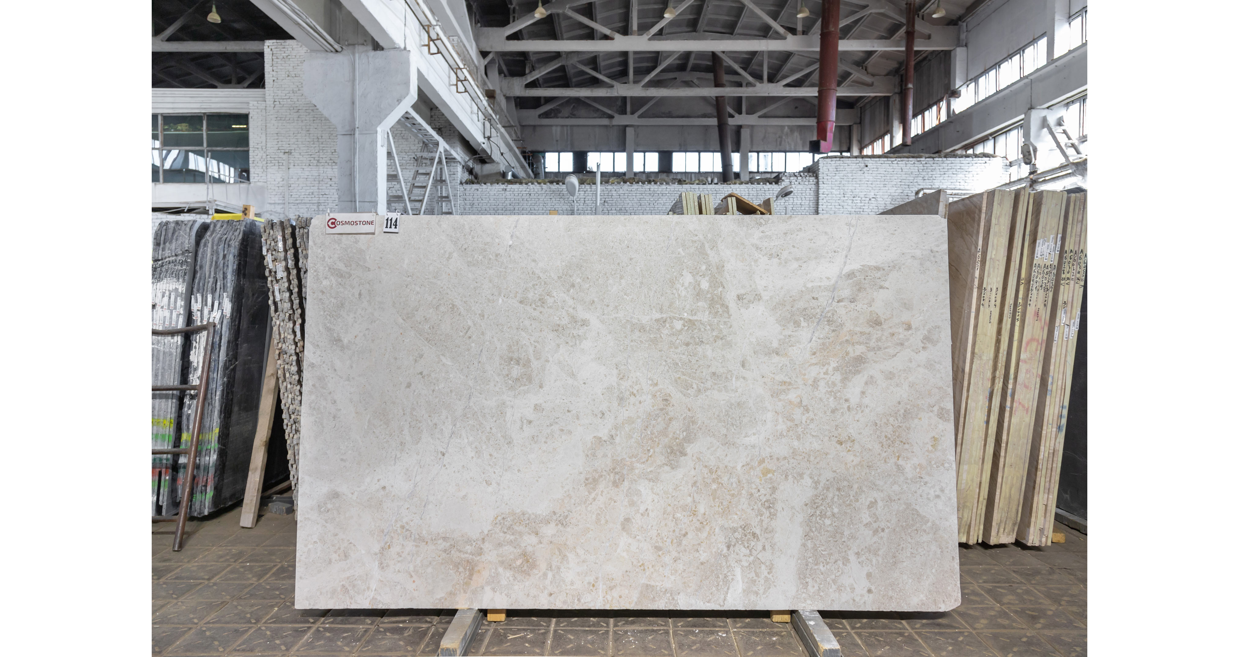 Мрамор Оман Беж / Oman Beige — слэб 20 мм, кожа · 2750 × 1650 мм · партия А · № 114