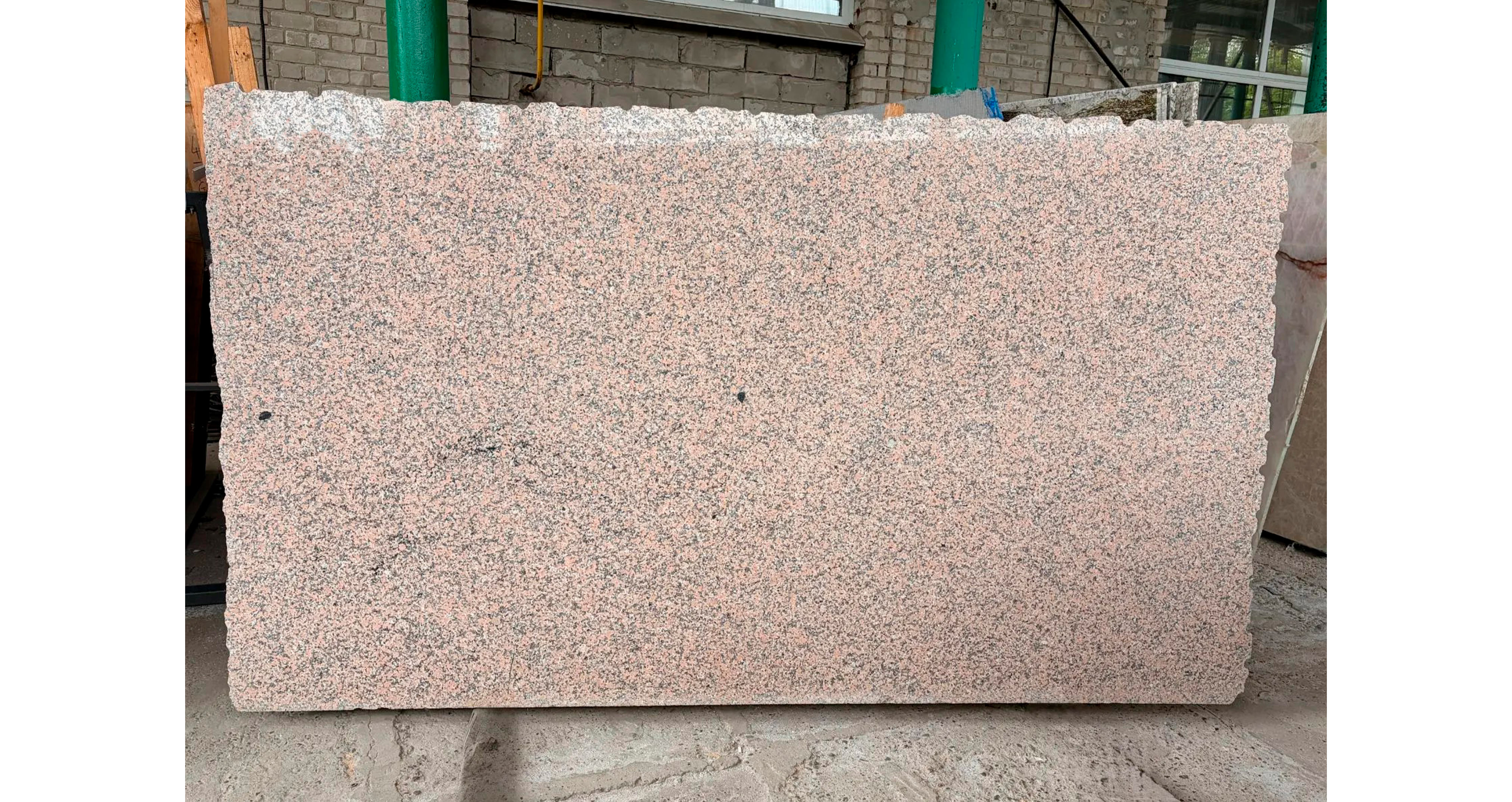Гранит Роса Поррино / Rosa Porrino — слэб 20 мм, полированный · 2750 × 1750 мм · партия А · № 044