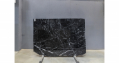 Мрамор Nero Marquina Premium / Мрамор Неро Маркина Премиум 20 мм / Размер 2420 x 1770 x 20 / Партия ВЭ* / Блок 176 / Слэб 19 - фото 1